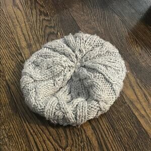 Cozy Gray Knit Beret